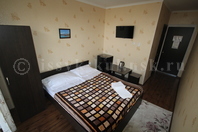Отель "Парус": Двухместный номер с одной кроватью. Вид от окна